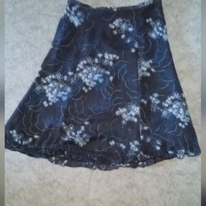 Sag Harbor Blue and Black A-Line Midi Ruffle Hem Skirt